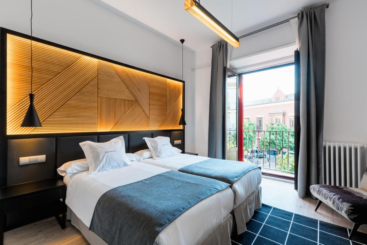 Hotel Sevilla Екстер'єр фото