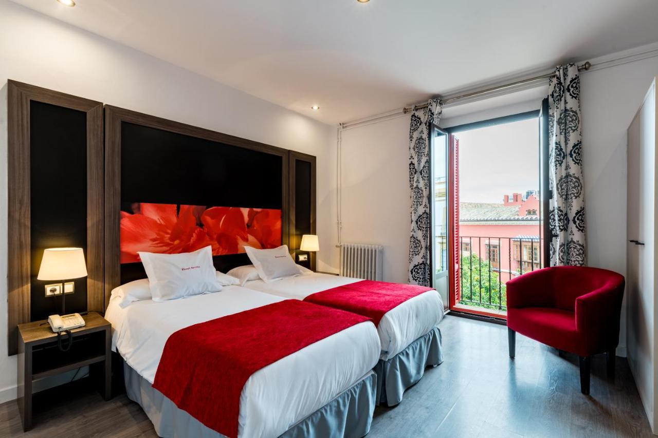 Hotel Sevilla Екстер'єр фото