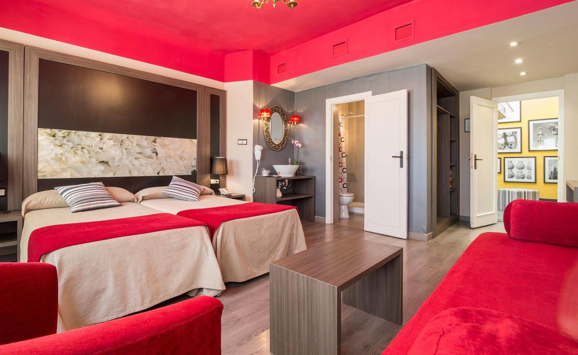 Hotel Sevilla Екстер'єр фото