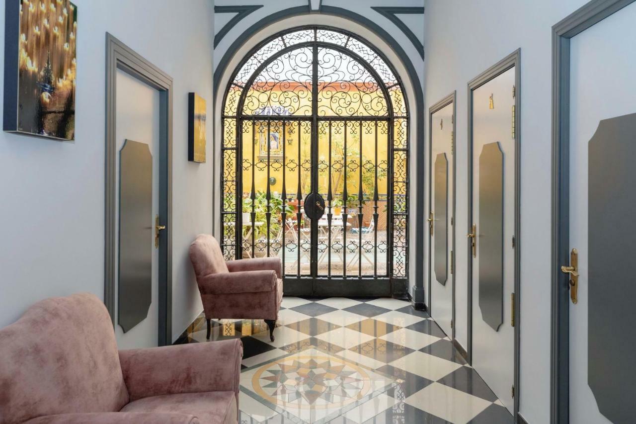Hotel Sevilla Екстер'єр фото